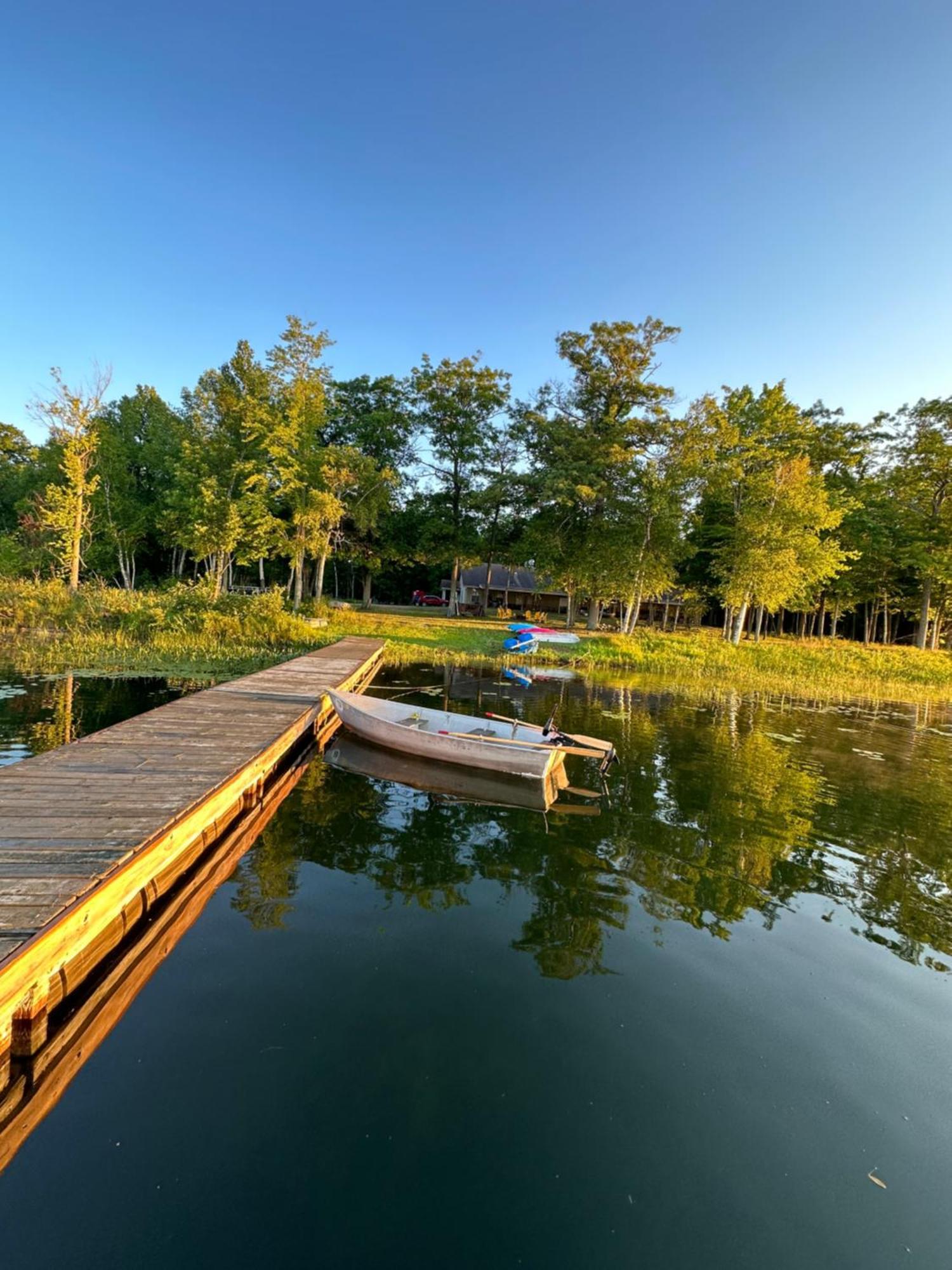 Lake House Lodge Lupton Εξωτερικό φωτογραφία